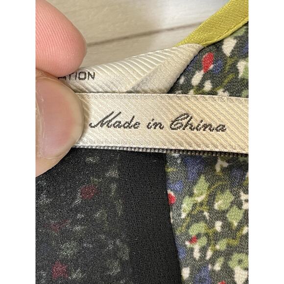 BCBGeneration Dress Womens XS Black Multi Cold Shoulder V-Neck Floral K0L6H109 - Picture 7 of 12